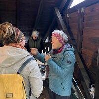 Bild vergr��ern: Viele Interessierte beim Kr�uter-Workshop in Deutmecke